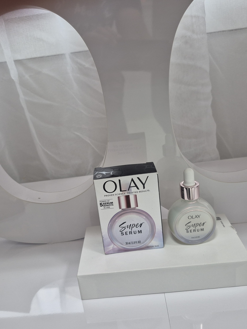 Nwt Olay Super Serum - Hydrating Pink Facial Serum 5 Serum Benefits In One